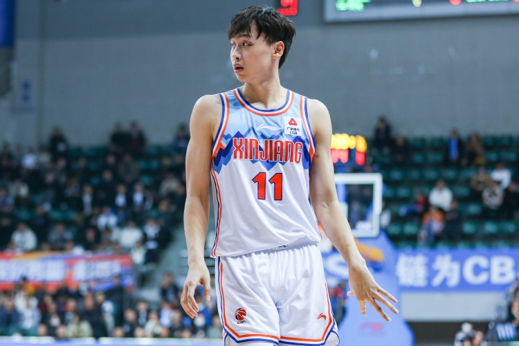 中規(guī)中矩！齊麟8中4拿到15分6籃板 有4失誤&正負值-10